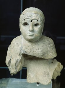 Statuetta di una donna con scialle, Periodo Accadico, c.2340-2200 a.C.